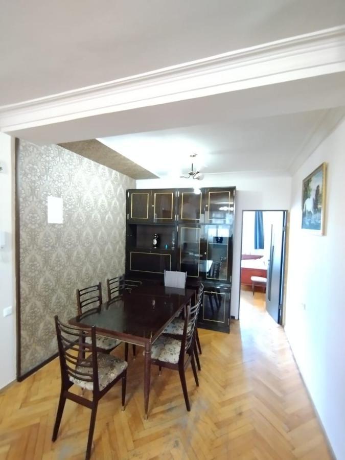 Large Apt Near Republic Square Apartment Yerevan Exterior photo